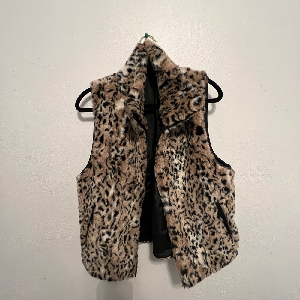 Leopard skin fur vest
